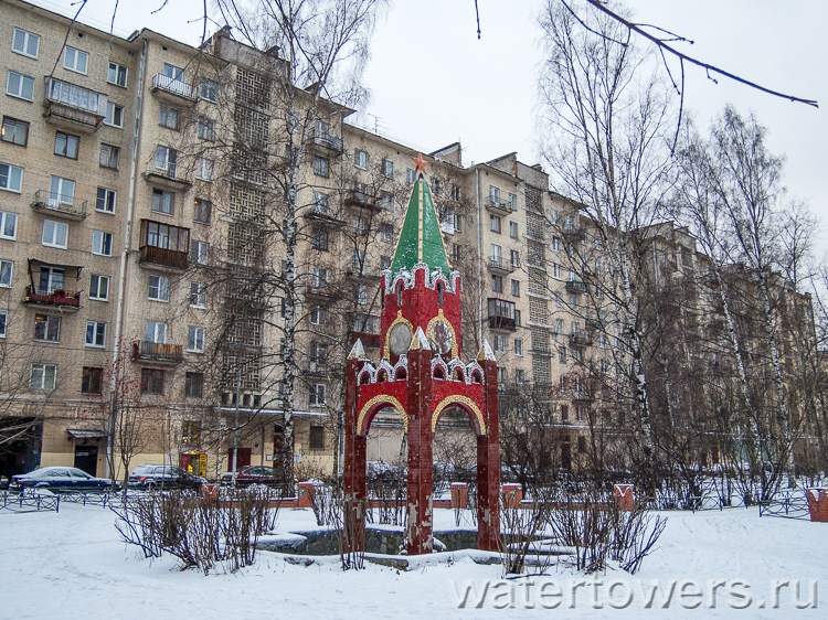 Бывший фонтан во дворе на Московском проспекте